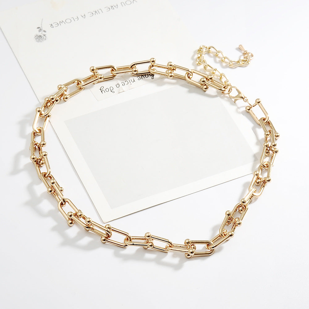 Small U-shaped Horseshoe Necklace (14 inch/32 cm)